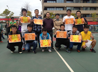    建筑与城市规划学院篮球赛热火朝天