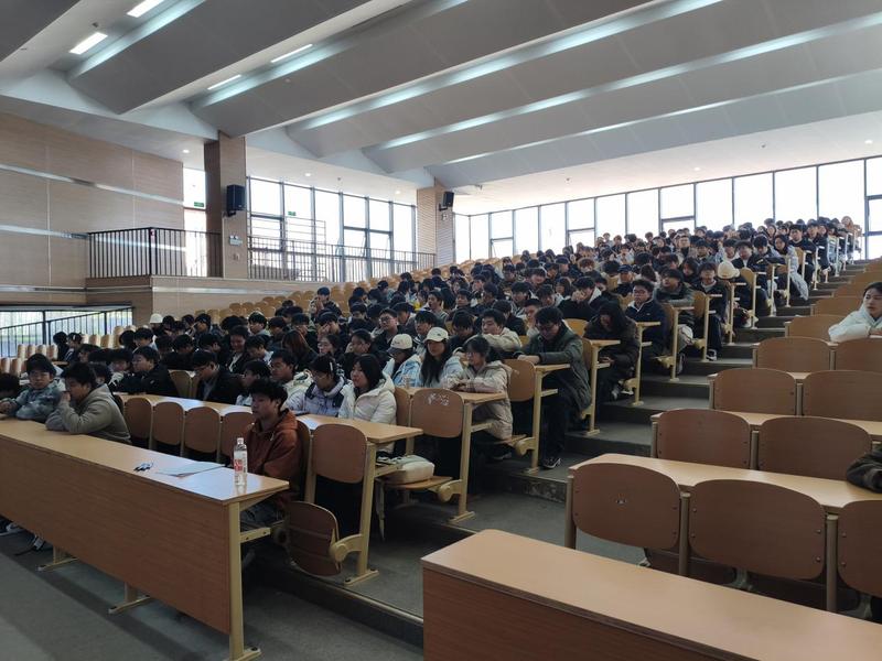 建筑与城市规划学院举行2026年“双创”赛事启动仪式