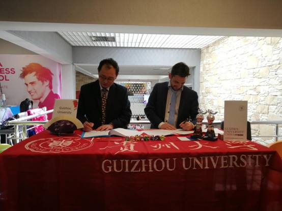 说明: C:/Users/Dr. Zhang/Documents/Tencent Files/2493943602/FileRecv/MobileFile/IMG_0327.JPG