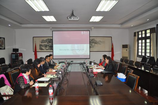 说明: http://news.gzu.edu.cn/picture/article/18/7c/18/99eb46884769828c32ebd19e69af/ef4c1068-86fa-4473-8570-53a6b590c8dd.jpg